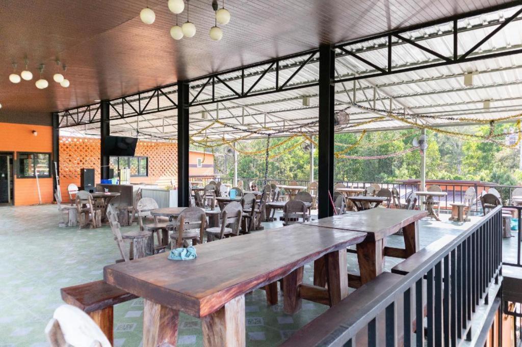 Oyo 755 Rattana Resort Ko Lanta Екстериор снимка