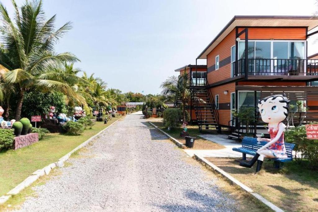 Oyo 755 Rattana Resort Ko Lanta Екстериор снимка